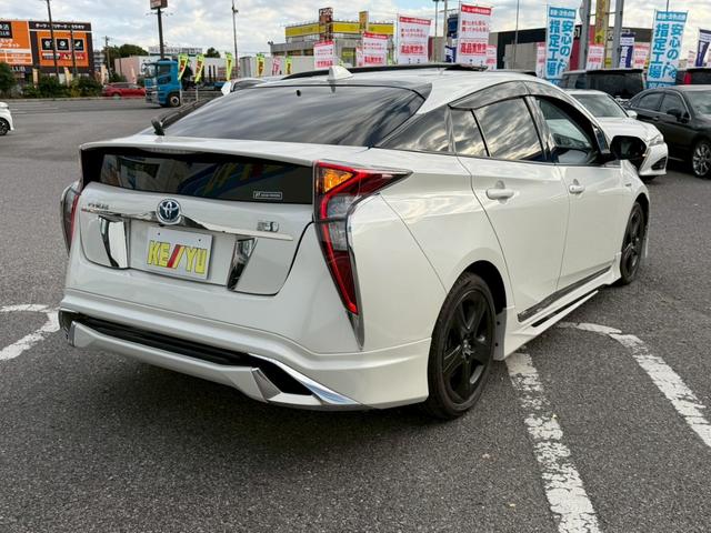 プリウス Ｓセーフティプラス　禁煙／モデリスタフルエアロ／衝突被害軽減システム／レーンアシスト／追従型クルコン／アルパイン７型ナビ／フルセグ／ＣＤ／ＤＶＤ／Ｂｌｕｅｔｏｏｔｈ／バックカメラ／ＬＥＤオートライト／純正アルミ／ＥＴＣ（11枚目）