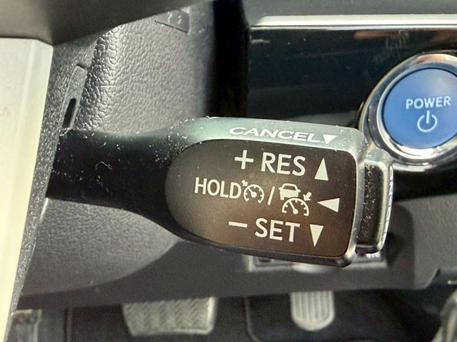 プリウス Ｓセーフティプラス　禁煙／モデリスタフルエアロ／衝突被害軽減システム／レーンアシスト／追従型クルコン／アルパイン７型ナビ／フルセグ／ＣＤ／ＤＶＤ／Ｂｌｕｅｔｏｏｔｈ／バックカメラ／ＬＥＤオートライト／純正アルミ／ＥＴＣ（17枚目）