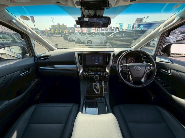 アルファード 2.5S Cパッケージ 禁煙車 ワンオーナー ツインサンルーフ フリップダウンモニター デジタルインナーミラー型前後ドラレコ 純正9インチディスプレイオーディオ USB BTオーディオ バックカメラ ETC2.0(12枚目)