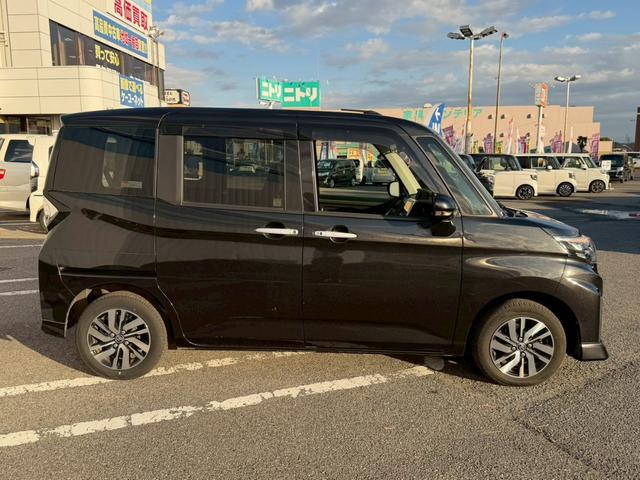 ルーミー カスタムＧ☆下取直販車☆純正ドラレコ／衝突被害軽減システム／　クリアランスソナー／シートヒーター／追従型クルコン／純正９型ＳＤナビ／フルセグ／ＣＤ／ＤＶＤ／Ｂｌｕｅｔｏｏｔｈ／バックカメラ／ＬＥＤライト／フォグ／両側電動スライド／オートパーキング／ＥＴＣ（7枚目）