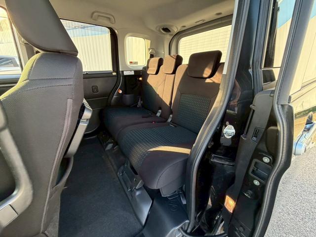 ルーミー カスタムＧ☆下取直販車☆純正ドラレコ／衝突被害軽減システム／　クリアランスソナー／シートヒーター／追従型クルコン／純正９型ＳＤナビ／フルセグ／ＣＤ／ＤＶＤ／Ｂｌｕｅｔｏｏｔｈ／バックカメラ／ＬＥＤライト／フォグ／両側電動スライド／オートパーキング／ＥＴＣ（30枚目）