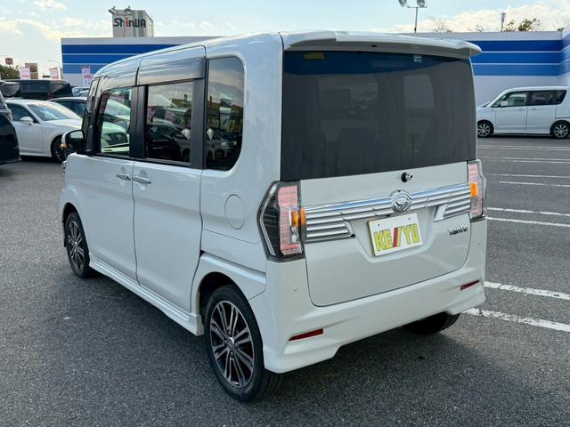 タント カスタムＲＳ　トップエディションＳＡＩＩＩ　禁煙／ドライブレコーダー／衝突被害軽減システム／全方位カメラ／純正７型ナビ／フルセグ／ＣＤ／ＤＶＤ／Ｂｌｕｅｔｏｏｔｈ／両側電動スライド／ヒーター付ハーフレザーシート／ＬＥＤオートライト／ＥＴＣ（9枚目）