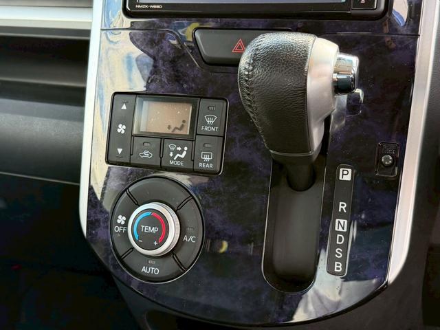 タント カスタムＲＳ　トップエディションＳＡＩＩＩ　禁煙／ドライブレコーダー／衝突被害軽減システム／全方位カメラ／純正７型ナビ／フルセグ／ＣＤ／ＤＶＤ／Ｂｌｕｅｔｏｏｔｈ／両側電動スライド／ヒーター付ハーフレザーシート／ＬＥＤオートライト／ＥＴＣ（22枚目）