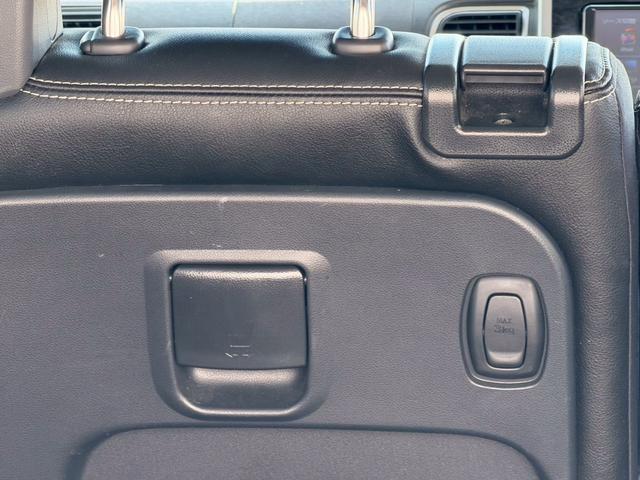 タント カスタムＲＳ　トップエディションＳＡＩＩＩ　禁煙／ドライブレコーダー／衝突被害軽減システム／全方位カメラ／純正７型ナビ／フルセグ／ＣＤ／ＤＶＤ／Ｂｌｕｅｔｏｏｔｈ／両側電動スライド／ヒーター付ハーフレザーシート／ＬＥＤオートライト／ＥＴＣ（24枚目）