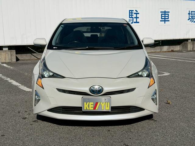 TOYOTA PRIUS A PREMIUM TOURING SELECTION