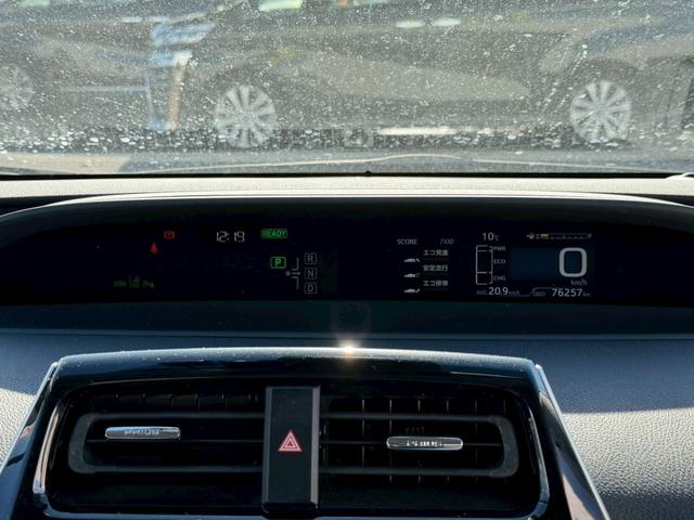 TOYOTA PRIUS A PREMIUM TOURING SELECTION