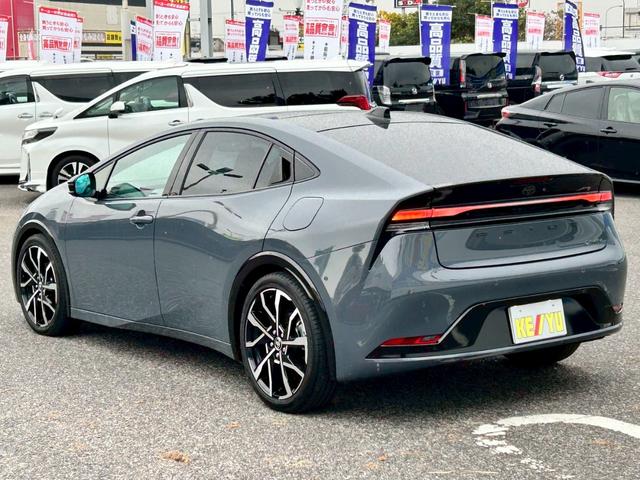 プリウス Ｚ　ＰＨＶ　Ｚ／１２．３型純正ナビ／ムーンルーフ／パワーバックドア／電動レザーシート／衝突被害軽減システム／ブラインドスポットモニター／デジタルインナーミラー／全方位モニター／／／ＥＴＣ２．０／禁煙（11枚目）