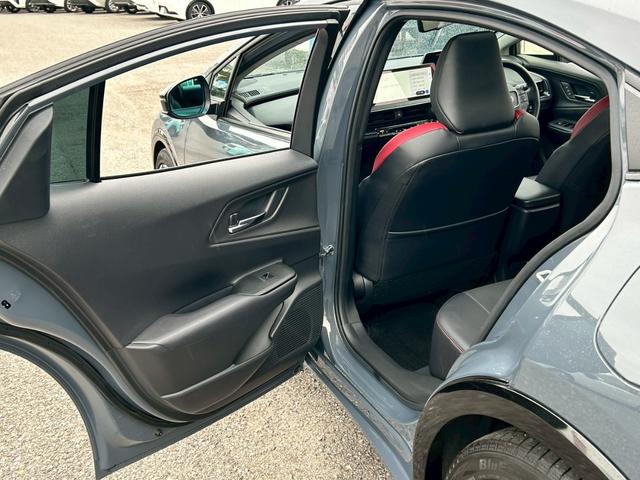 プリウス Ｚ　ＰＨＶ　Ｚ／１２．３型純正ナビ／ムーンルーフ／パワーバックドア／電動レザーシート／衝突被害軽減システム／ブラインドスポットモニター／デジタルインナーミラー／全方位モニター／／／ＥＴＣ２．０／禁煙（39枚目）