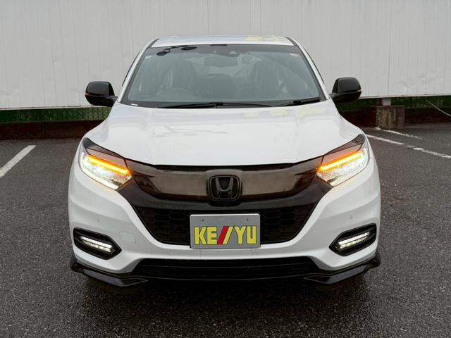 ヴェゼル ハイブリッドＲＳ・ホンダセンシング　禁煙／ドライブレコーダー／衝突被害軽減システム／コーナーセンサー／純正７型ナビ／フルセグ／ＣＤ／ＤＶＤ／Ｂｌｕｅｔｏｏｔｈ／バックカメラ／ヒーター付ハーフレザーシート／ＬＥＤオートライト／ＥＴＣ（5枚目）