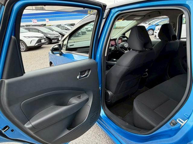 ノート Ｘ　禁煙車／メーカーオプション９インチナビ／フルセグ／ＢＴオーディオ／ビルトインＥＴＣ／アラウンドビューモニター／デジタルインナーミラー／衝突被害軽減システム／レーンキープアシスト／ＢＳＭ／フォグ（35枚目）