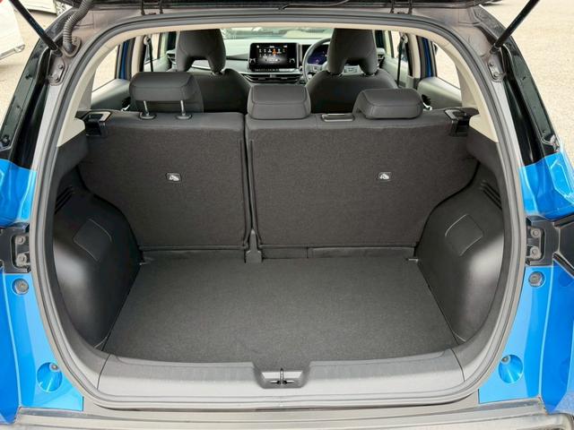 ノート Ｘ　禁煙車／メーカーオプション９インチナビ／フルセグ／ＢＴオーディオ／ビルトインＥＴＣ／アラウンドビューモニター／デジタルインナーミラー／衝突被害軽減システム／レーンキープアシスト／ＢＳＭ／フォグ（36枚目）