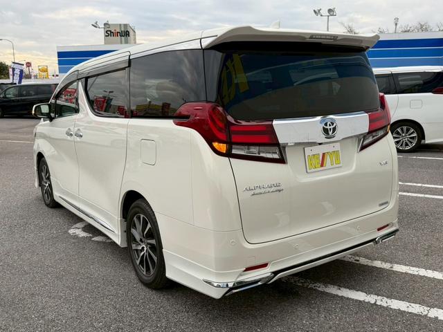 アルファード ３．５エグゼクティブラウンジ　禁煙／モデリスタフルエアロ／　ベージュレザーシート／ＪＢＬサウンド／フリップダウンモニター／全方位カメラ／メーカーオプションナビ／フルセグ／ＣＤ／ＤＶＤ／Ｂｌｕｅｔｏｏｔｈ／衝突被害軽減システム／コーナーセンサー／ＥＴＣ２．０（9枚目）