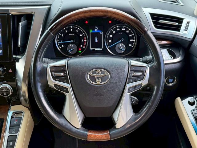 アルファード ３．５エグゼクティブラウンジ　禁煙／モデリスタフルエアロ／　ベージュレザーシート／ＪＢＬサウンド／フリップダウンモニター／全方位カメラ／メーカーオプションナビ／フルセグ／ＣＤ／ＤＶＤ／Ｂｌｕｅｔｏｏｔｈ／衝突被害軽減システム／コーナーセンサー／ＥＴＣ２．０（13枚目）