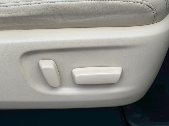 アルファード ３．５エグゼクティブラウンジ　禁煙／モデリスタフルエアロ／　ベージュレザーシート／ＪＢＬサウンド／フリップダウンモニター／全方位カメラ／メーカーオプションナビ／フルセグ／ＣＤ／ＤＶＤ／Ｂｌｕｅｔｏｏｔｈ／衝突被害軽減システム／コーナーセンサー／ＥＴＣ２．０（35枚目）