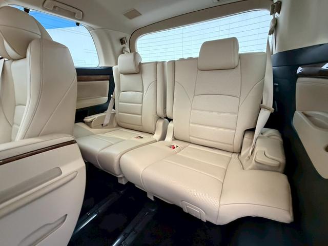 アルファード ３．５エグゼクティブラウンジ　禁煙／モデリスタフルエアロ／　ベージュレザーシート／ＪＢＬサウンド／フリップダウンモニター／全方位カメラ／メーカーオプションナビ／フルセグ／ＣＤ／ＤＶＤ／Ｂｌｕｅｔｏｏｔｈ／衝突被害軽減システム／コーナーセンサー／ＥＴＣ２．０（43枚目）