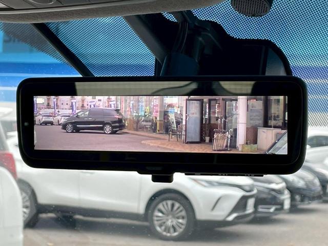 ステップワゴン ハイブリッドモデューロＸ　ホンダセンシング　純正１０インチナビ＆フリップダウンモニター／マルチビューカメラシステム／ハーフレザーシート／デジタルインナーミラー／両側パワースライドドア／純正ドラレコ／衝突被害軽減システム／シートヒーター／禁煙（11枚目）