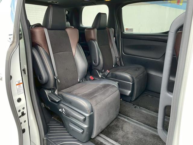 アルファード ２．５Ｓ　Ａパッケージ　タイプブラック　禁煙／ツインサンルーフ／ドライブレコーダー／衝突被害軽減システム／コーナーセンサー／アルパイン１１型ナビ／ＣＤ／ＤＶＤ／Ｂｌｕｅｔｏｏｔｈ／バックカメラ／ハーフレザーシート／ＬＥＤオートライト／ＥＴＣ（35枚目）