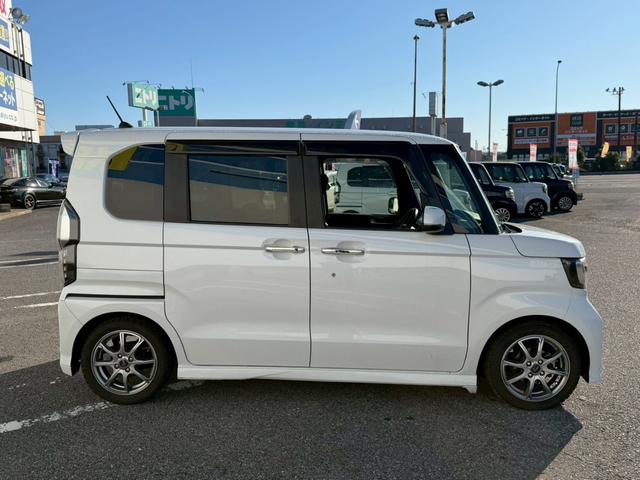 Ｎ－ＢＯＸカスタム Ｇ・Ｌターボホンダセンシング　禁煙／前後ドラレコ／衝突被害軽減システム／追従型クルコン／純正７型ナビ／ワンセグ／ＣＤ／ＤＶＤ／Ｂｌｕｅｔｏｏｔｈ／バックカメラ／両側自動スライド／ヒーター付ハーフレザーシート／ＬＥＤライト／ＥＴＣ（7枚目）