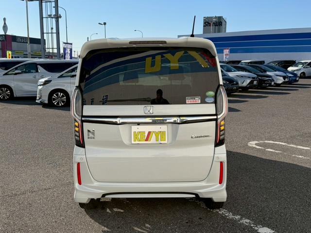 Ｎ－ＢＯＸカスタム Ｇ・Ｌターボホンダセンシング　禁煙／前後ドラレコ／衝突被害軽減システム／追従型クルコン／純正７型ナビ／ワンセグ／ＣＤ／ＤＶＤ／Ｂｌｕｅｔｏｏｔｈ／バックカメラ／両側自動スライド／ヒーター付ハーフレザーシート／ＬＥＤライト／ＥＴＣ（10枚目）