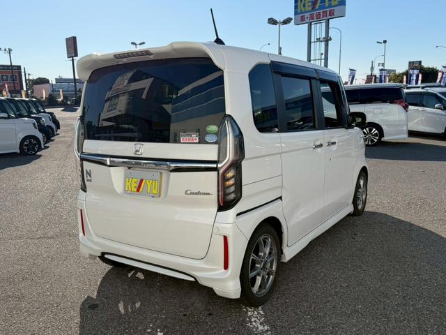 Ｎ－ＢＯＸカスタム Ｇ・Ｌターボホンダセンシング　禁煙／前後ドラレコ／衝突被害軽減システム／追従型クルコン／純正７型ナビ／ワンセグ／ＣＤ／ＤＶＤ／Ｂｌｕｅｔｏｏｔｈ／バックカメラ／両側自動スライド／ヒーター付ハーフレザーシート／ＬＥＤライト／ＥＴＣ（11枚目）