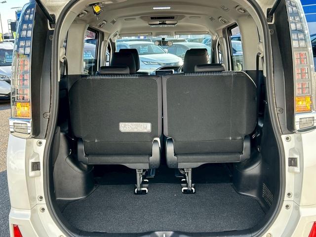 ヴォクシー ZS 煌 下取り直販車/アルパイン9インチナビ/12.1インチフリップダウンモニター/バックカメラ/衝突被害軽減システム/Bluetoothオーディオ/ステアリングリモコン/HDMI/スマートキー/禁煙(31枚目)