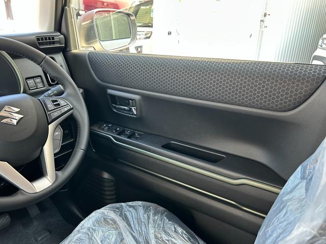 ハスラー タフワイルドターボ■届出済未使用【全方位モニター付９型ナビ】　スズキコネクト対応９インチＨＤディスプレイ／地デジ／ＤＶＤ／スマホ連携／ＳＯＳシステム／ルーフレール／衝突軽減／車線維持／追従クルコン／パーキングセンサー／先行車発進お知らせ／前後誤発進抑制／ＴＥＣＴ（22枚目）