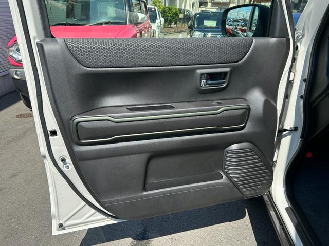 ハスラー タフワイルドターボ■届出済未使用【全方位モニター付９型ナビ】　スズキコネクト対応９インチＨＤディスプレイ／地デジ／ＤＶＤ／スマホ連携／ＳＯＳシステム／ルーフレール／衝突軽減／車線維持／追従クルコン／パーキングセンサー／先行車発進お知らせ／前後誤発進抑制／ＴＥＣＴ（34枚目）