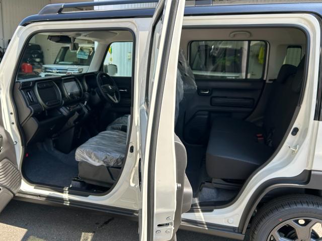 ハスラー タフワイルドターボ■届出済未使用【全方位モニター付９型ナビ】　スズキコネクト対応９インチＨＤディスプレイ／地デジ／ＤＶＤ／スマホ連携／ＳＯＳシステム／ルーフレール／衝突軽減／車線維持／追従クルコン／パーキングセンサー／先行車発進お知らせ／前後誤発進抑制／ＴＥＣＴ（37枚目）