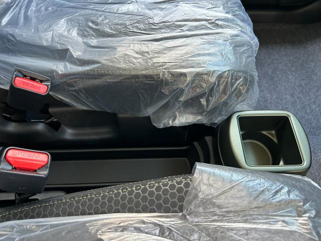 ハスラー タフワイルドターボ■届出済未使用【全方位モニター付９型ナビ】　スズキコネクト対応９インチＨＤディスプレイ／地デジ／ＤＶＤ／スマホ連携／ＳＯＳシステム／ルーフレール／衝突軽減／車線維持／追従クルコン／パーキングセンサー／先行車発進お知らせ／前後誤発進抑制／ＴＥＣＴ（53枚目）