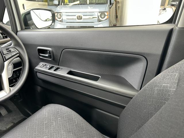 ワゴンＲ ハイブリッドＦＸ－Ｓ　◆【禁煙・ディスプレイオーディオ】　４，９２４ＫＭ／１オーナー／スマホ連携／ミュージックプレイヤー接続／ＢＴオーディオ／全方位カメラ／シートヒーター／ＥＴＣ／コーナーセンサー／ヘッドアップディスプレイ／レーダークルコン／保証書／取扱説明（22枚目）