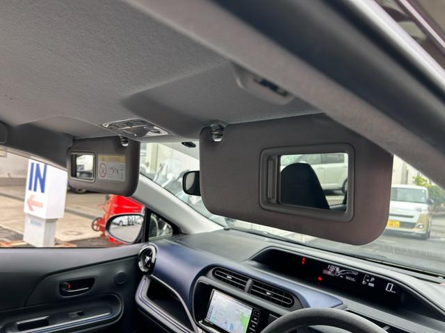 アクア S 2WD■神奈川仕入直販【7型ナビ・バックカメラ・ETC】 中期型/56,650KM/フルセグTV/CD/DVD/BTオーディオ/オートライト/シートヒーター/スマートキー/バイザー/ECO&EVモード/ステリモ/ナノイー/オートAC/電動格納ミラー/保証書/(45枚目)