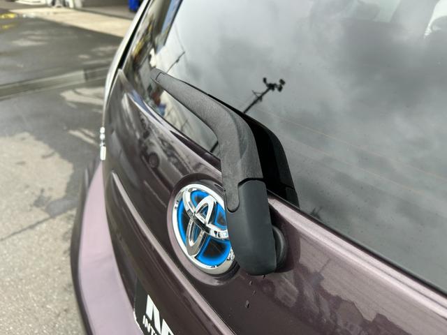 アクア S 2WD■神奈川仕入直販【7型ナビ・バックカメラ・ETC】 中期型/56,650KM/フルセグTV/CD/DVD/BTオーディオ/オートライト/シートヒーター/スマートキー/バイザー/ECO&EVモード/ステリモ/ナノイー/オートAC/電動格納ミラー/保証書/(53枚目)