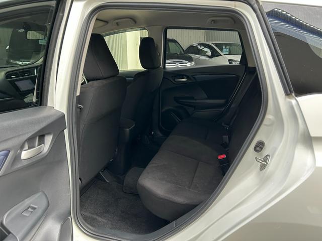 シャトル ハイブリッド ◆【禁煙・社外7型メモリーナビ】 133,739KM/R7年製タイヤ/フルセグ/CD/DVD/ラジオ/HIDライト/スチールホイール/ETC/スマートキー/ヘッドライトレベライザー/横滑り防止/オートエアコン保証書/取扱説明書(33枚目)