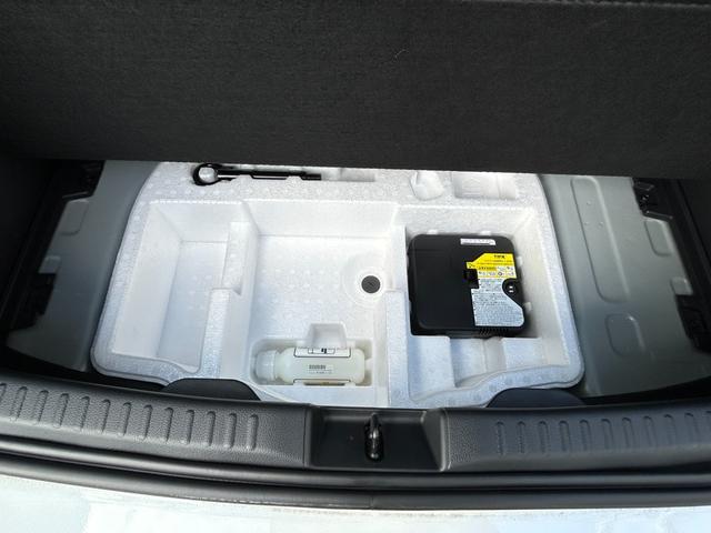 TOYOTA YARIS HYBRID Z