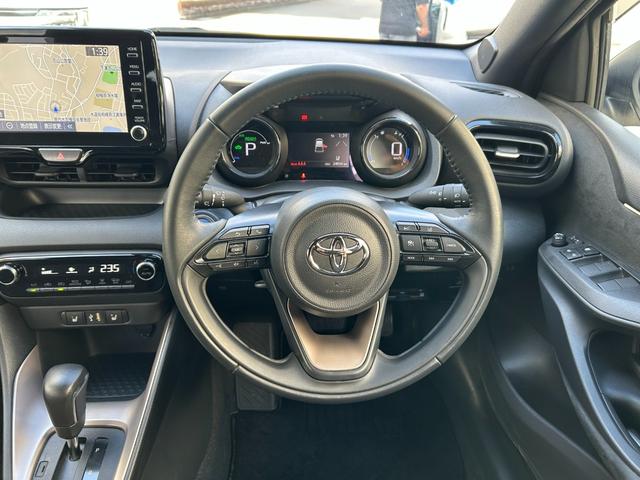 TOYOTA YARIS HYBRID Z