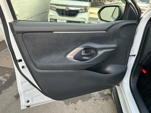 TOYOTA YARIS HYBRID Z