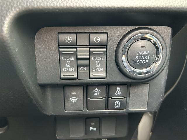 ルーミー カスタムG-T【モデリスタフルエアロ・マフラーカッター】 弊社下取直販車/距離39876キロ/純正9型ナビ/フルグ/CD/DVD/MSV/BTオーディオ/アラウンドビューモニター/シートヒーター/LEDヘッドライト/純正アルミ/保証書/取説/記録簿(7枚目)