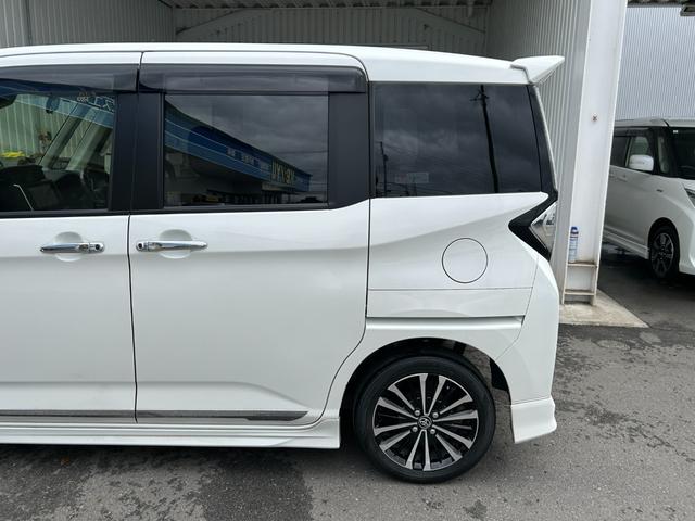 ルーミー カスタムG-T【モデリスタフルエアロ・マフラーカッター】 弊社下取直販車/距離39876キロ/純正9型ナビ/フルグ/CD/DVD/MSV/BTオーディオ/アラウンドビューモニター/シートヒーター/LEDヘッドライト/純正アルミ/保証書/取説/記録簿(22枚目)