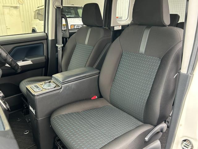 ルーミー カスタムG-T【モデリスタフルエアロ・マフラーカッター】 弊社下取直販車/距離39876キロ/純正9型ナビ/フルグ/CD/DVD/MSV/BTオーディオ/アラウンドビューモニター/シートヒーター/LEDヘッドライト/純正アルミ/保証書/取説/記録簿(34枚目)