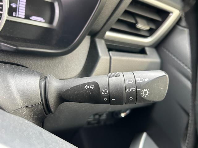 ルーミー カスタムG-T【モデリスタフルエアロ・マフラーカッター】 弊社下取直販車/距離39876キロ/純正9型ナビ/フルグ/CD/DVD/MSV/BTオーディオ/アラウンドビューモニター/シートヒーター/LEDヘッドライト/純正アルミ/保証書/取説/記録簿(41枚目)