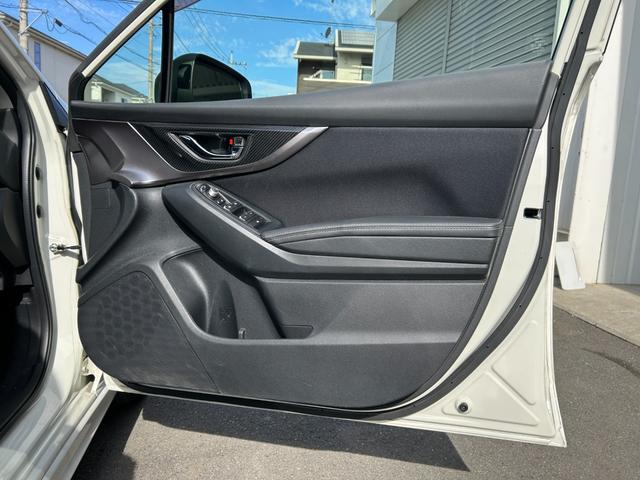 インプレッサスポーツ ２．０ｉ－Ｓアイサイト　◆【禁煙・メーカー８型ナビ・ＥＴＣ】　３３，３２６ＫＭ／フルセグ／ＣＤ／ＤＶＤ／ミュージックサーバー／ＢＴオーディオ／電動シート／ＬＥＤライト／パドルシフト／ドラレコ／ブラインドスポットモニター／レーンアシスト／レーダークルコン（28枚目）