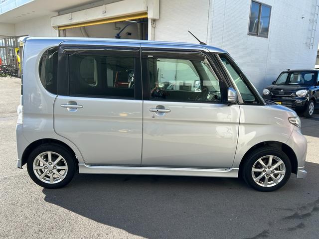 タント カスタムＸ　４ＷＤ　◆【禁煙・社外７型ナビ・ＴＥＣ】　下取直販車／４８，４３７ＫＭ／フルセグ／ＣＤ／ＤＶＤ／バックカメラ／片側電動スライドドア／純正アルミ／前後ドラレコ／アイドリングストップ／スマートキー／保証書／取扱説明書／フロアマット／サイドバイザー（13枚目）