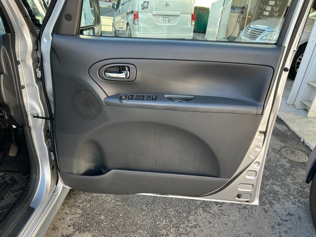 タント カスタムＸ　４ＷＤ　◆【禁煙・社外７型ナビ・ＴＥＣ】　下取直販車／４８，４３７ＫＭ／フルセグ／ＣＤ／ＤＶＤ／バックカメラ／片側電動スライドドア／純正アルミ／前後ドラレコ／アイドリングストップ／スマートキー／保証書／取扱説明書／フロアマット／サイドバイザー（28枚目）