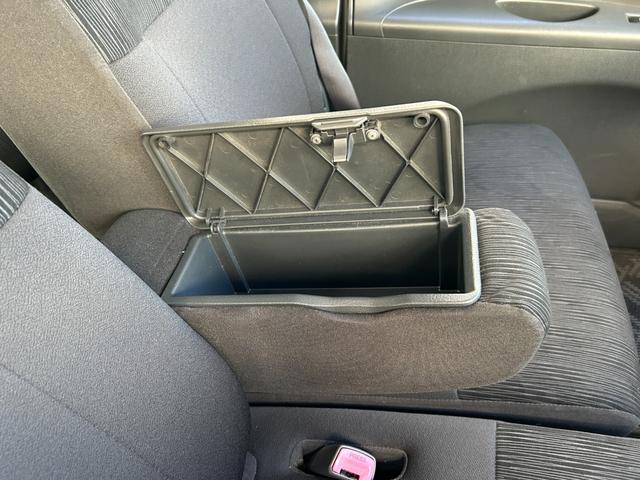 タント カスタムＸ　４ＷＤ　◆【禁煙・社外７型ナビ・ＴＥＣ】　下取直販車／４８，４３７ＫＭ／フルセグ／ＣＤ／ＤＶＤ／バックカメラ／片側電動スライドドア／純正アルミ／前後ドラレコ／アイドリングストップ／スマートキー／保証書／取扱説明書／フロアマット／サイドバイザー（49枚目）