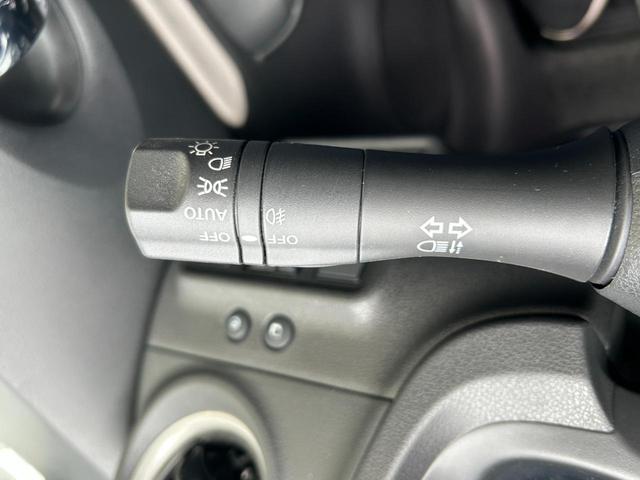 ノート ｅ－パワー　Ｘ　◆【禁煙・社外７型ナビ・ＥＴＣ】　弊社下取直販車／法人車／２０，１３１ＫＭ／ＣＤ／ＤＶＤ／バックカメラ／ＬＥＤライト／レーンアシスト／衝突軽減／横滑り防止／スマートキー／ヘッドライトレベライザー／保証書／取扱説明書／スペアキー（41枚目）