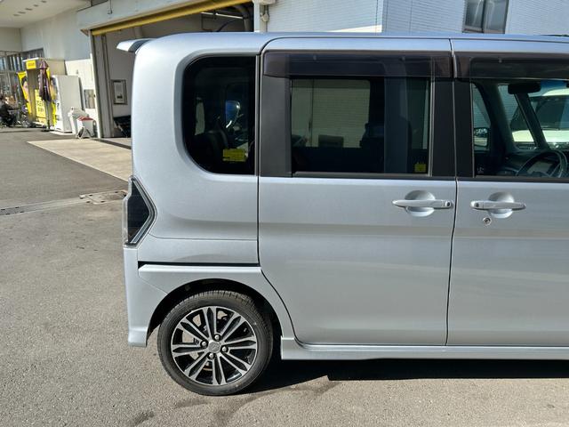 タント カスタムRS トップエディションSAIII【ターボ】 ダンロップ23年製造タイヤ/距離21723キロ/純正8型ナビ/フルセグ/CD/DVD/BTオーディオ/バックカメラ/両側自動スライド/シートヒーター/ETC/ドラレコ/マット/バイザー/スペアキー(15枚目)