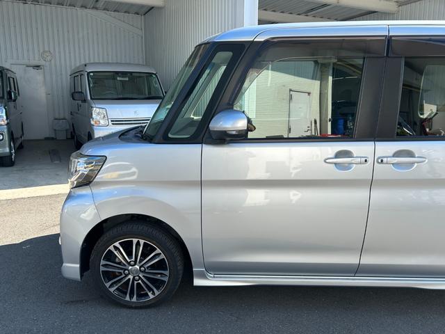 タント カスタムRS トップエディションSAIII【ターボ】 ダンロップ23年製造タイヤ/距離21723キロ/純正8型ナビ/フルセグ/CD/DVD/BTオーディオ/バックカメラ/両側自動スライド/シートヒーター/ETC/ドラレコ/マット/バイザー/スペアキー(18枚目)