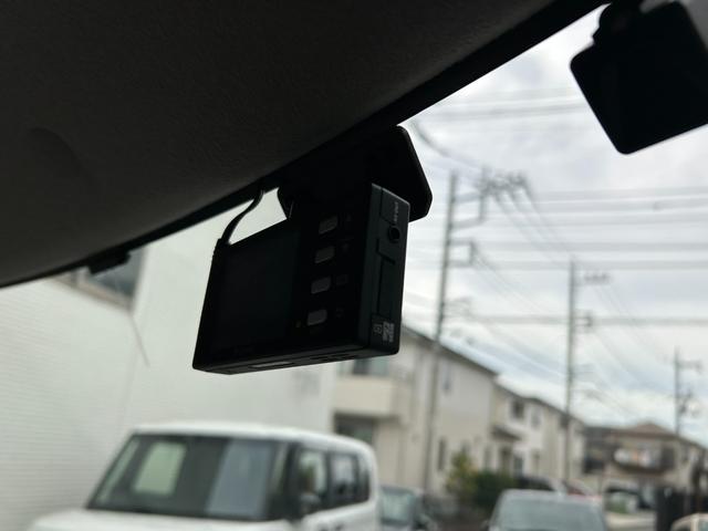 タント カスタムＲＳ　◆【禁煙・純正８型ナビ・ＥＴＣ】　１０６，６５３ＫＭ／フルセグ／ＣＤ／ＤＶＤ／ＢＴオーディオ／バックカメラ／両側電動スライド／ＬＥＤライト／純正アルミ／ドラレコ／衝突軽減／アイドリングストップ／盗難防止／横滑り防止／保証書／取扱説明書（42枚目）