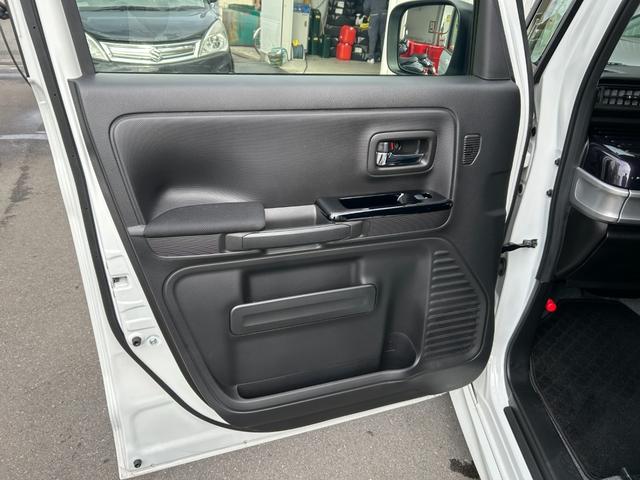 スペーシアカスタム ハイブリッドＸＳターボ　◆【禁煙・社外７型ナビ・ＥＴＣ】　１７，０４９ＫＭ／フルセグ／ＣＤ／ＤＶＤ／ＢＴオーディオ／全方位カメラ／両側電動スライド／ハーフレザーシート／シートヒーター／ＬＥＤライト／パドルシフト／ヘッドアップディスプレイ／ドラレコ／取扱説明書（32枚目）