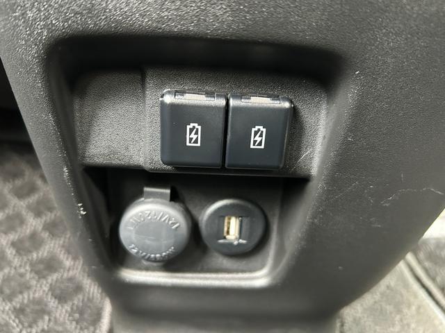 スペーシアカスタム ハイブリッドＸＳターボ　◆【禁煙・社外７型ナビ・ＥＴＣ】　１７，０４９ＫＭ／フルセグ／ＣＤ／ＤＶＤ／ＢＴオーディオ／全方位カメラ／両側電動スライド／ハーフレザーシート／シートヒーター／ＬＥＤライト／パドルシフト／ヘッドアップディスプレイ／ドラレコ／取扱説明書（45枚目）